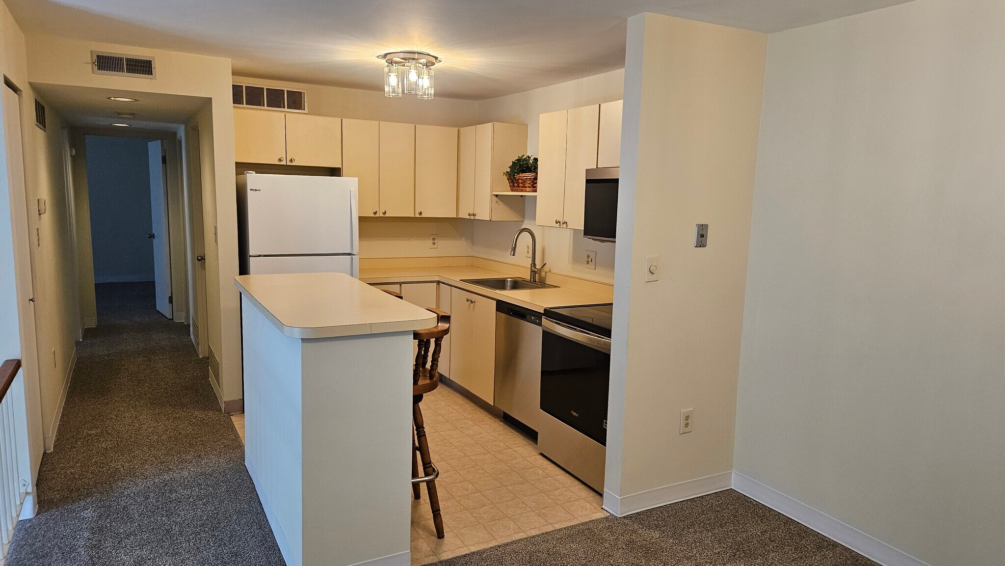 Building Photo - 1209 Kenzie Rd