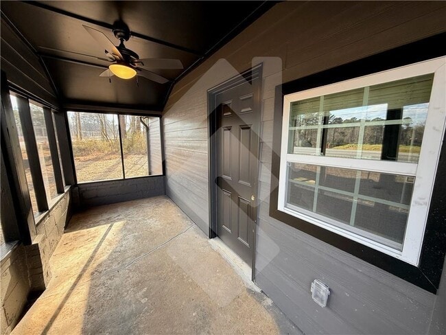 Building Photo - 3927 Dallas Acworth Hwy NW