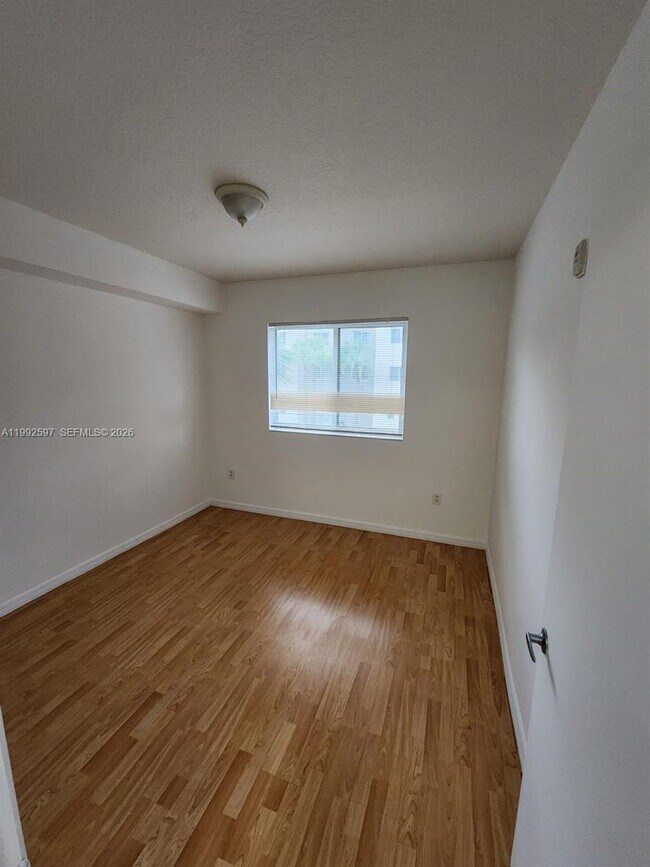 Building Photo - 11060 SW 196th St