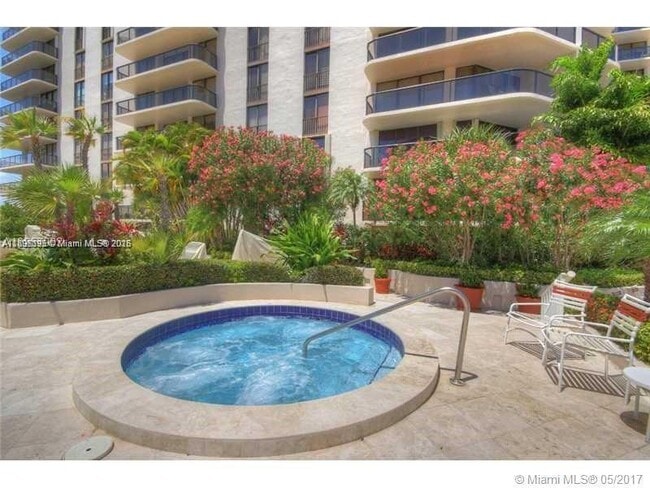 Building Photo - 19667 Turnberry Way