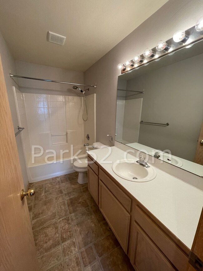 Building Photo - 6614 29th St Ct NW
