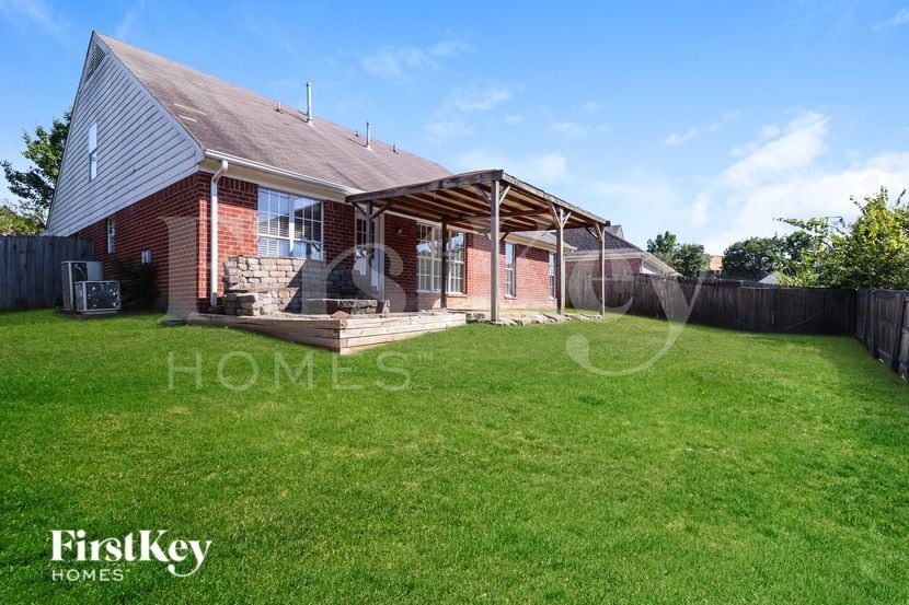 Building Photo - 1413 Leery Cove