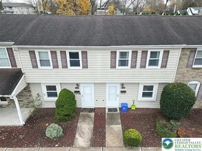 Building Photo - 2080 Johnston Dr