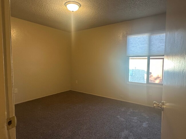 Building Photo - 2+1.5 READY NOW! Assigned parking. ON-SITE...
