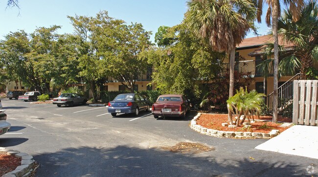 Building Photo - Triple Three Apartments
