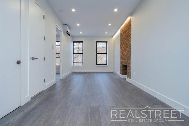 Floorplan - 446 Gates