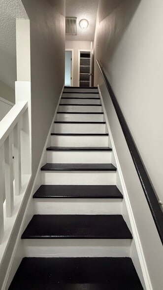 Building Photo - 1903 Malone Rd