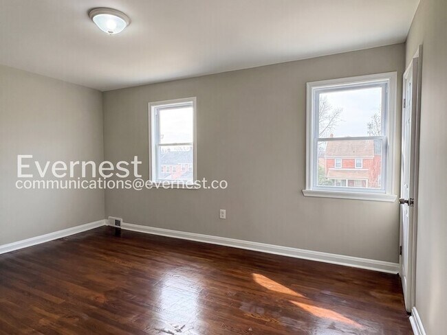 Building Photo - 1408 Cedarcroft Rd