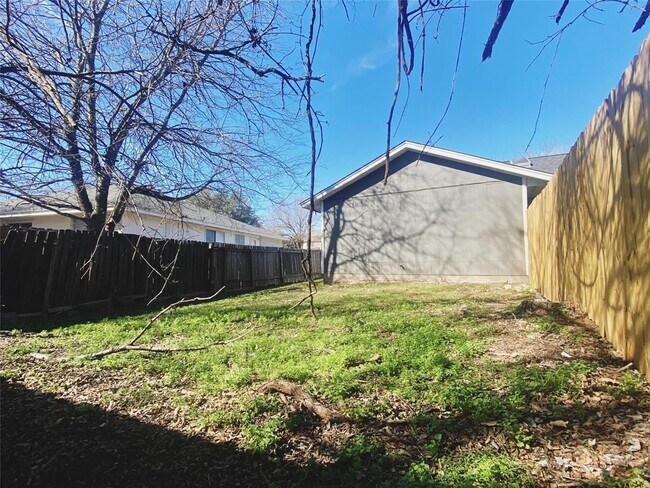 Building Photo - 12411 Turtle Rock Rd