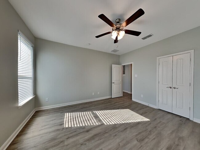 Building Photo - 9329 Belle River Trl