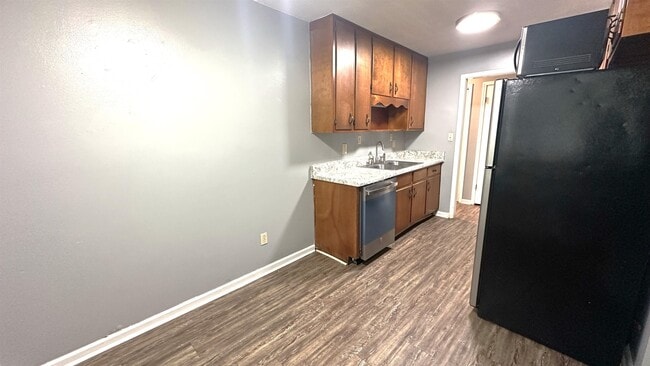 Building Photo - 3735 Donovan Dr