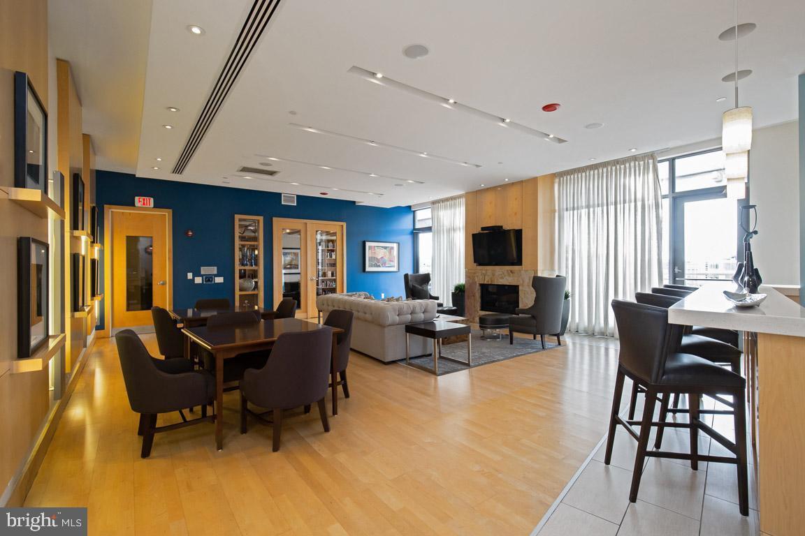 Building Photo - 475 K St NW