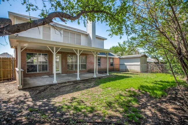 Building Photo - 639 Manchester Dr