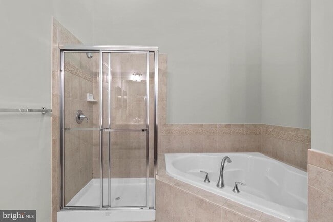 Building Photo - 6704 Saw Mill Ct