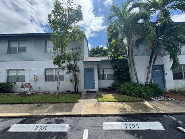 Building Photo - 7205 W Sunrise Blvd