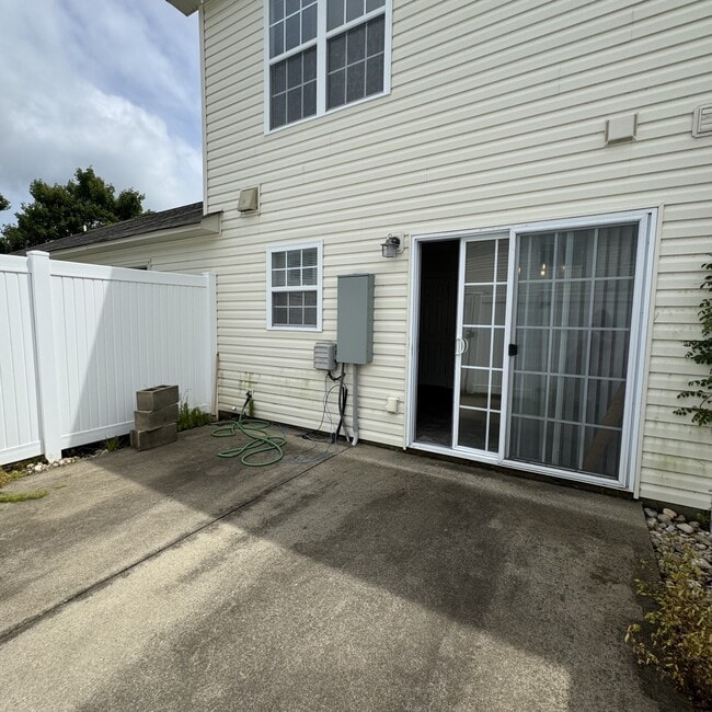 Building Photo - 4230 Dudleys Grant Dr
