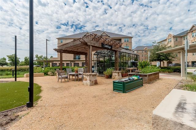 Building Photo - 1735 Wittington Pl