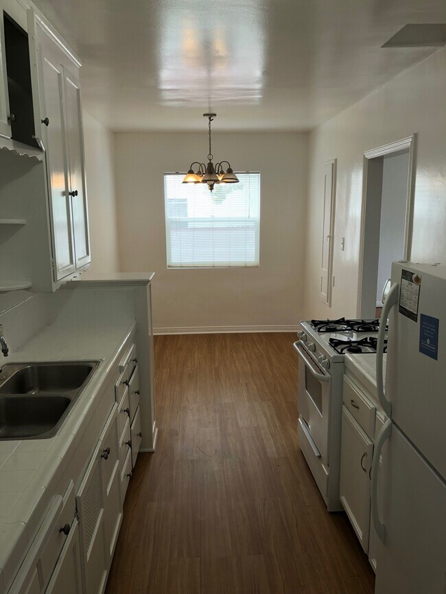 Building Photo - 2127 20th St