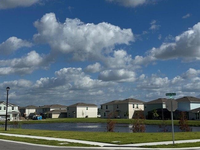 Building Photo - 7111 E Pine Pkwy