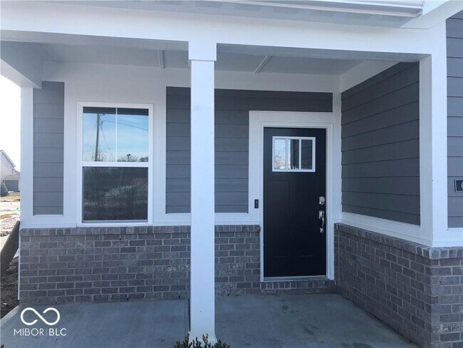 Building Photo - 6396 Apperson Dr