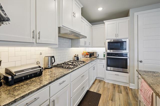 Building Photo - 345 Greenbriar Rd