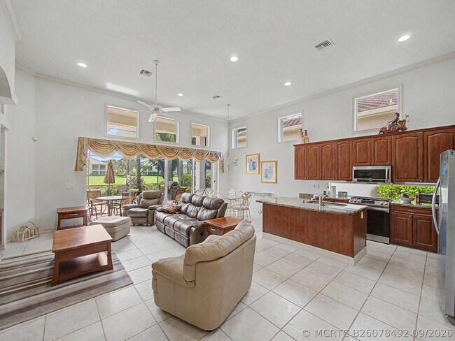Building Photo - 121 Orchid Cay Dr