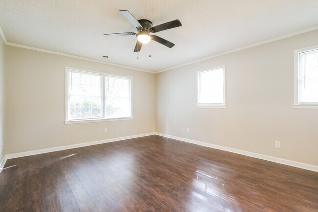 Building Photo - 3805 Nebo Rd