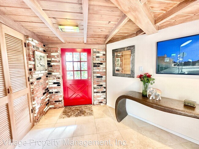 Building Photo - 3 br, 2.5 bath House - 4267 Sleeping India...