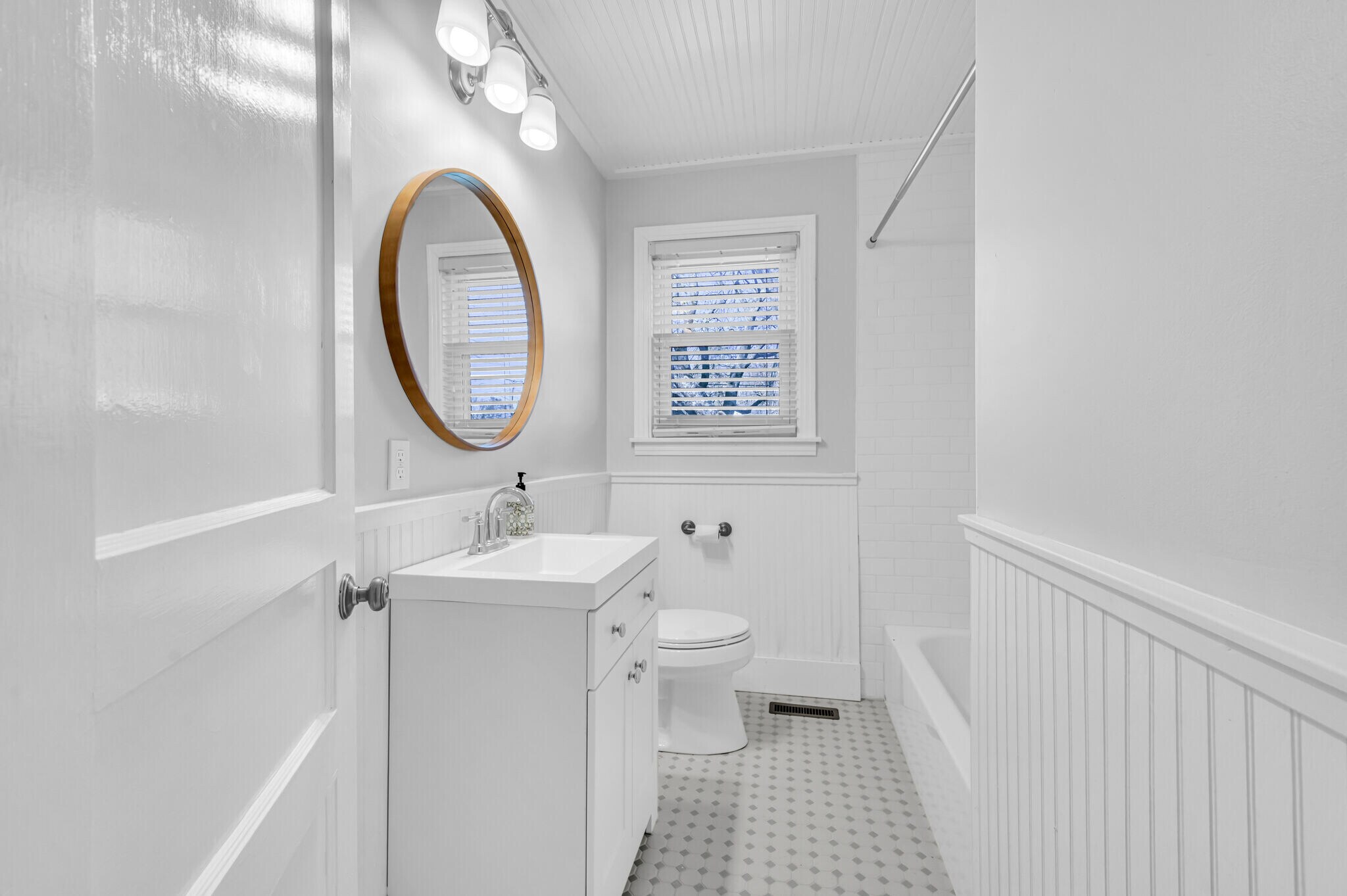 Building Photo - 162 Elkmont Dr