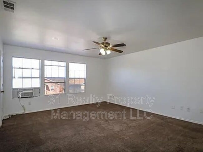 Building Photo - 3444 Pinebrook Dr