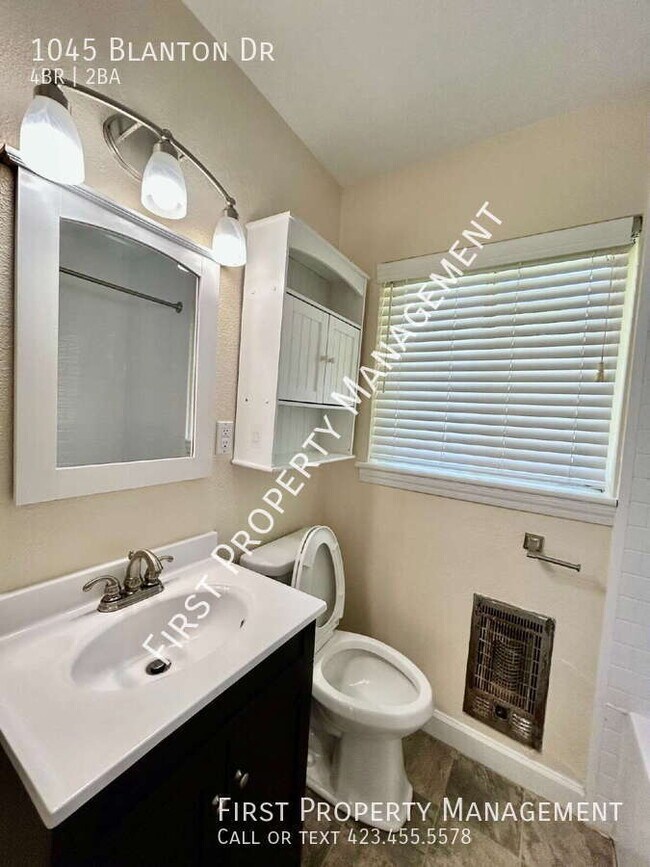 Building Photo - 1045 Blanton Dr
