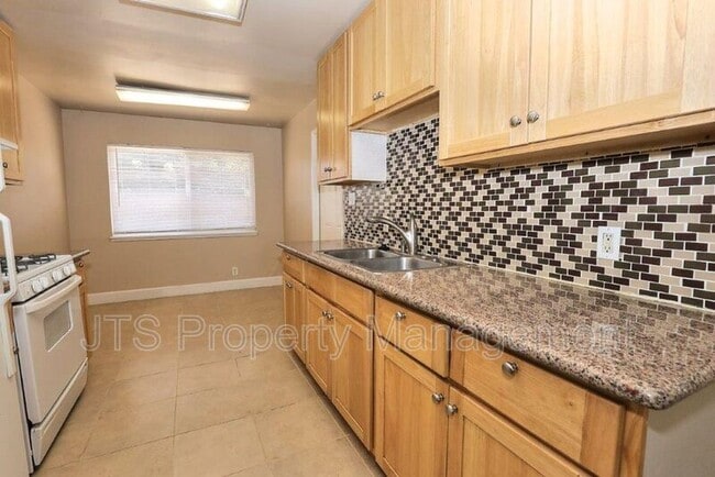 Building Photo - 2310 Kenworthy Way