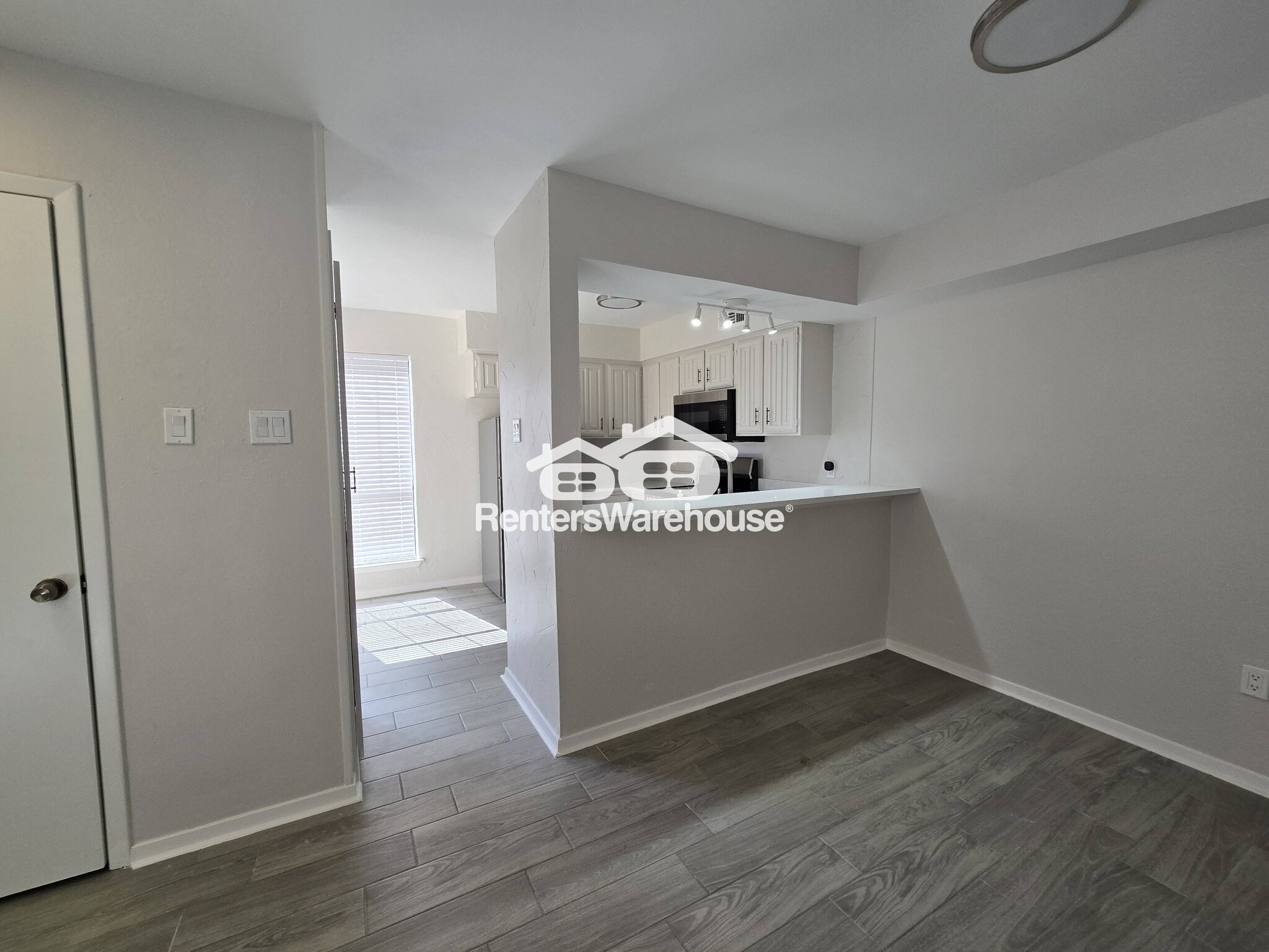 Building Photo - 5626 Preston Oaks Rd