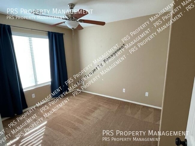 Building Photo - 1053 W Bruce Ave