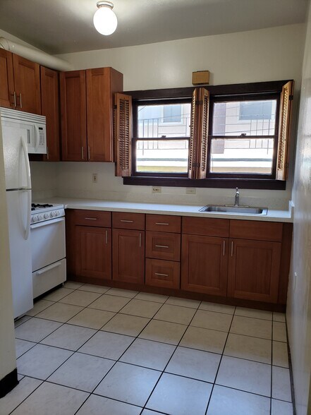 Building Photo - 1924 Channing Way