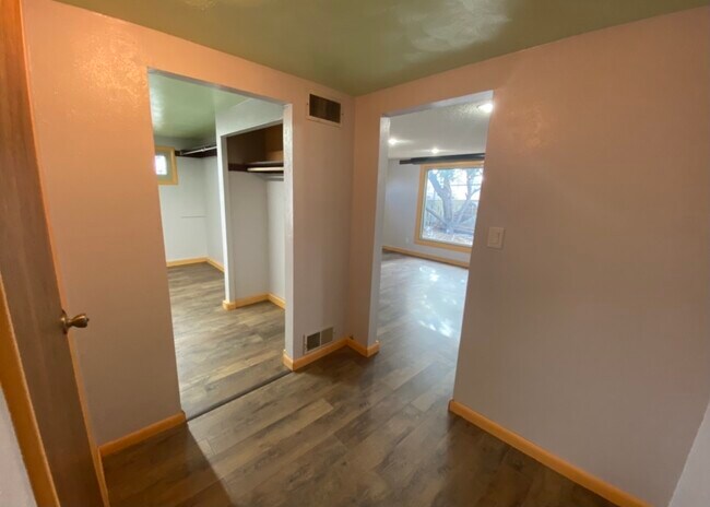 Building Photo - 6211 N College Dr