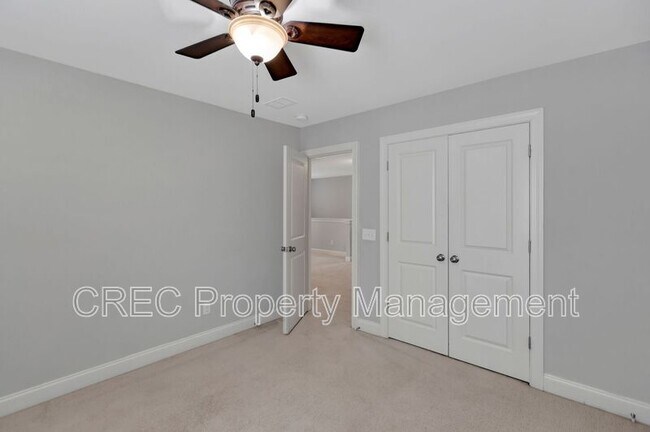 Building Photo - 1190 Triple Crown Ct