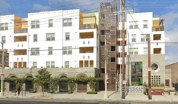 Building Photo - 3411 Crenshaw Blvd