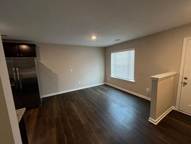 Building Photo - Stunning New Construction in the Heart of Columbus