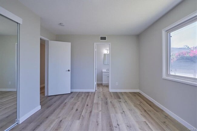 Building Photo - 786 Glenshaw Dr