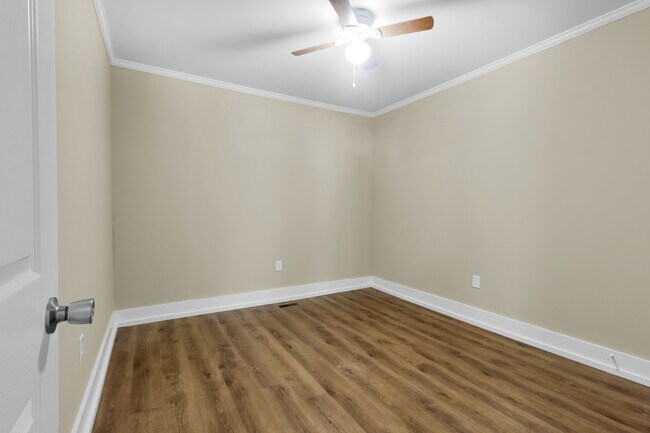 Building Photo - 1707 Asheville St