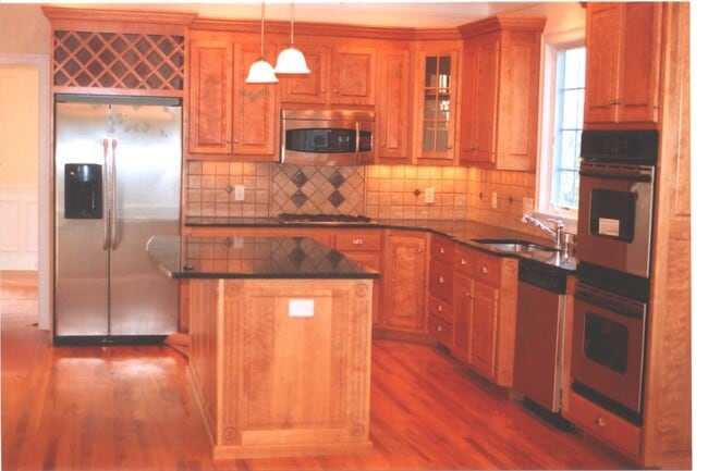 Building Photo - 6 Carla Dr