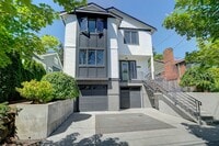 Building Photo - 5bd/3.5ba Seattle Home