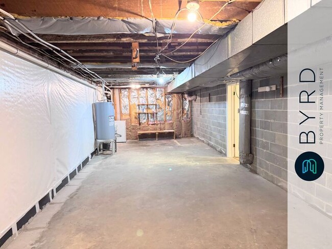 Building Photo - 5000 Jessup Rd