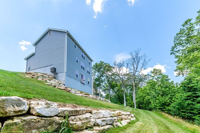 Building Photo - Beautifully Custom Crafted 2-Story Home 3 ...