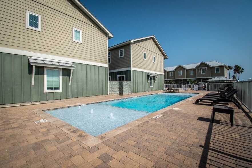Building Photo - 14309 Kemps Way