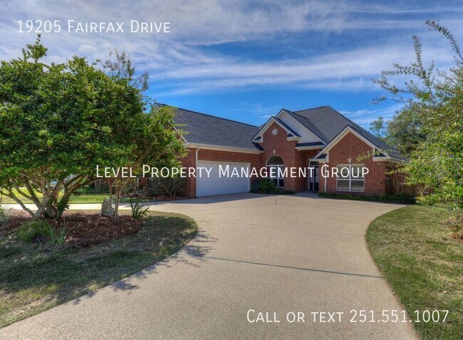 Building Photo - 19205 Fairfax Dr