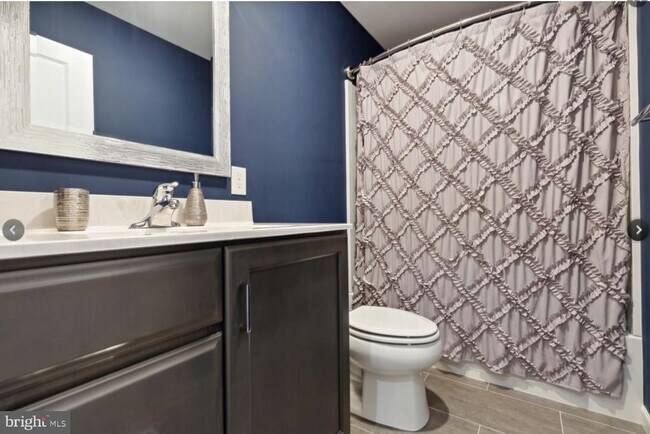 Building Photo - 514 Coates Ln