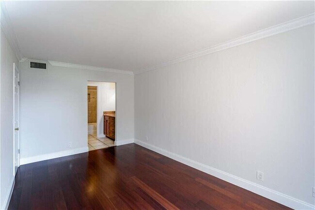 Building Photo - 2800 Fiore Way