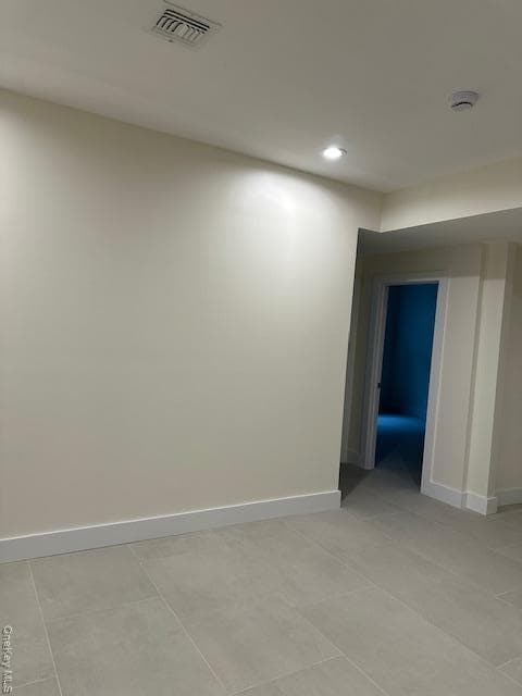 Building Photo - 49 Pilgrim Ln